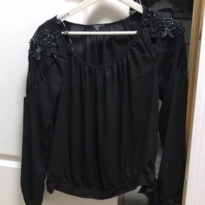 XOXO embellished top!